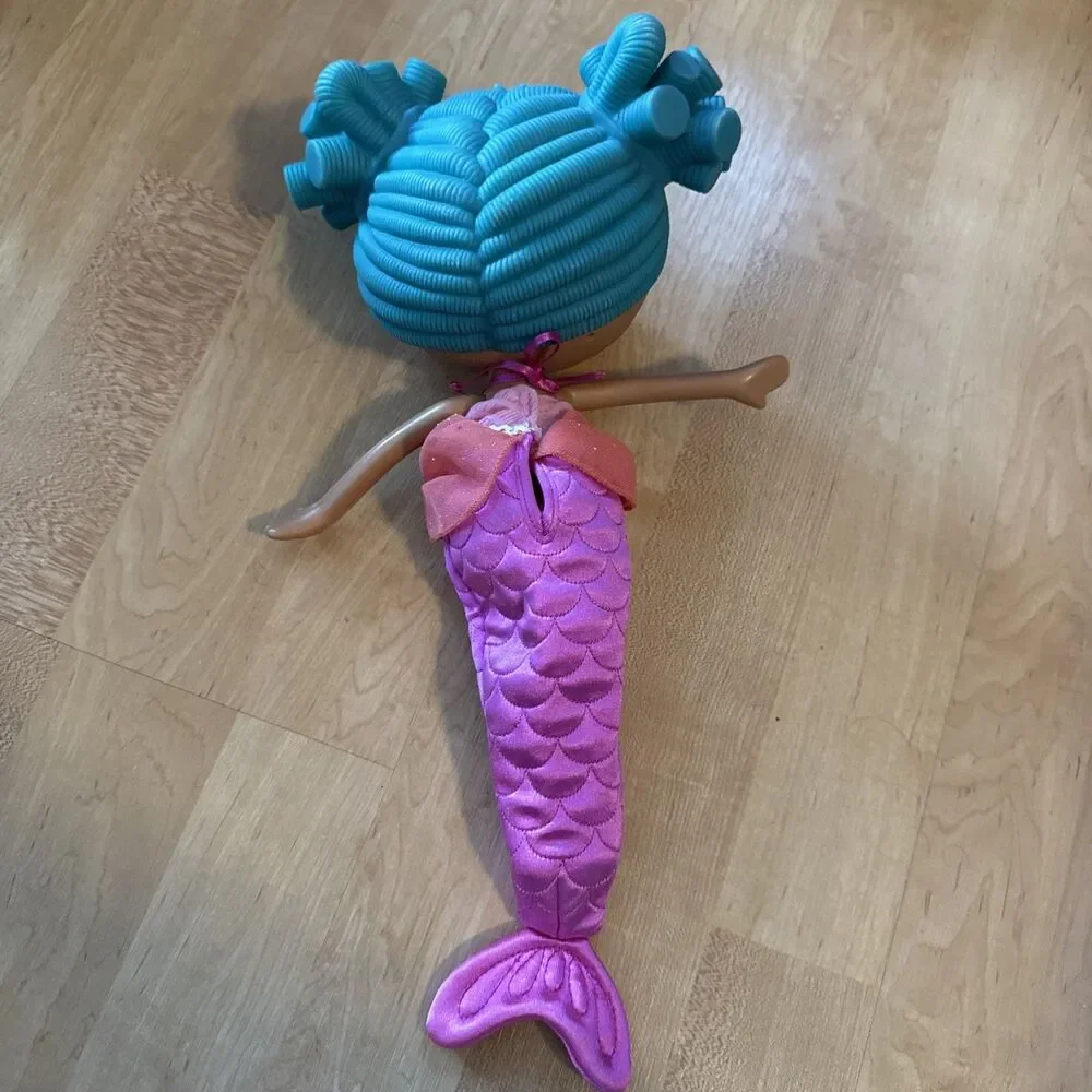 Lalaloopsy Sand E Starfish Sew Magical Mermaid Doll Color changing Hair 2009